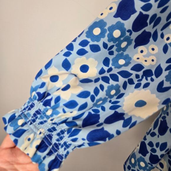 Tuckernuck Off Shoulder Marguerite Top Blouse Blue Floral Majolica XL Resort - Picture 3 of 7